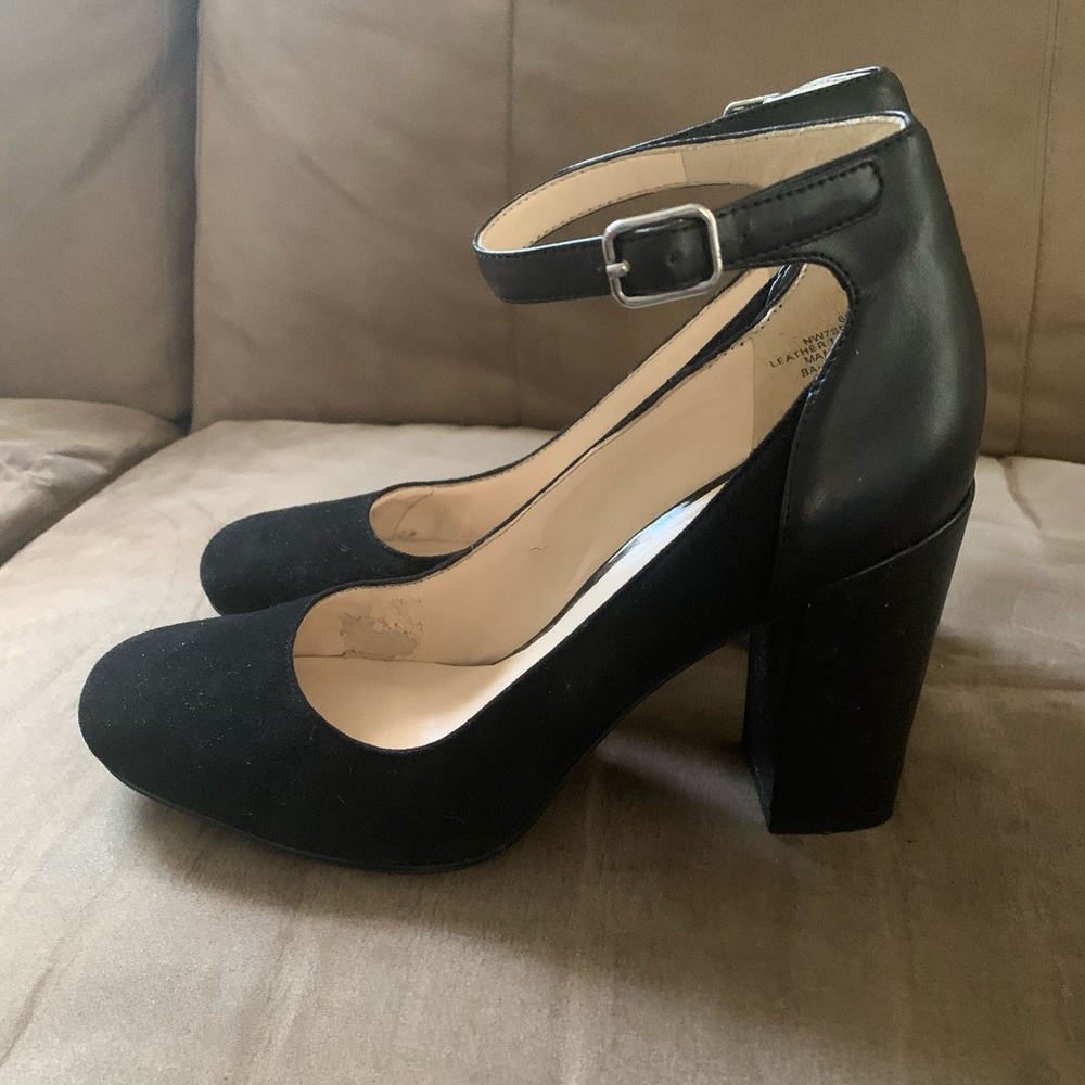 Black Dress Pumps